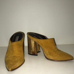 Gorgeous Heeled Mustard Pointed Mules
